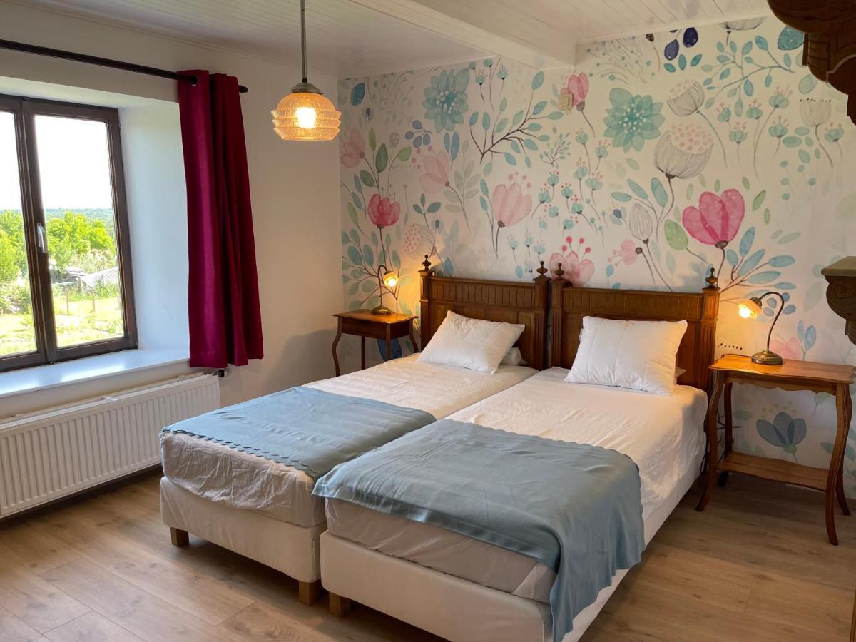 Les Pimprenelles Holiday home Beauraing
